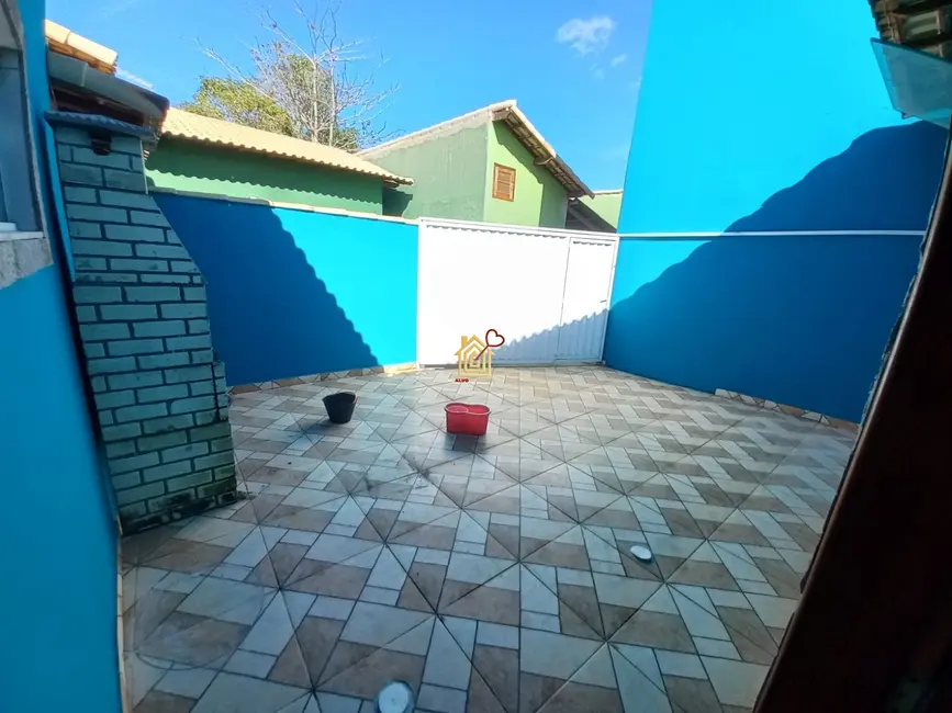 Casa com 1 quarto à venda, 45m2 em Cabo Frio - RJ - imagem 8 Foto 8 de Casa com 1 quarto à venda, 45m2 em Cabo Frio - RJ