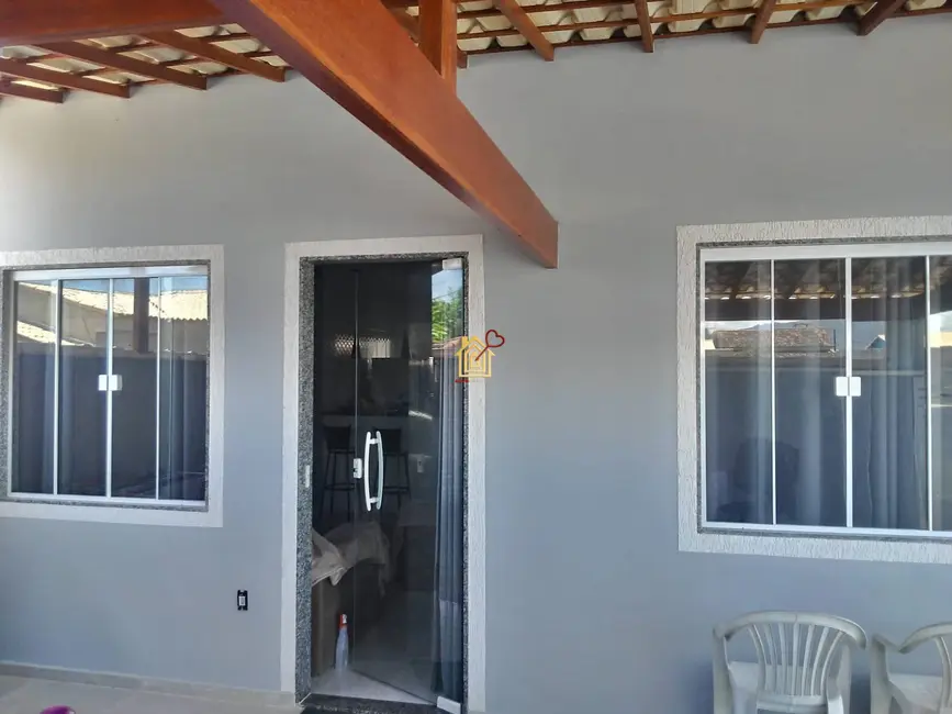 Foto 2 de Casa de Condomínio com 2 quartos à venda, 97m2 em Samburá (Tamoios), Cabo Frio - RJ