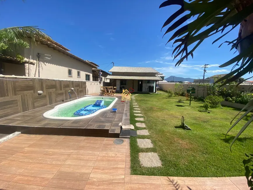 Casa de Condomínio com 2 quartos à venda, 420m2 em Cabo Frio - RJ - imagem 3 Foto 3 de Casa de Condomínio com 2 quartos à venda, 420m2 em Cabo Frio - RJ