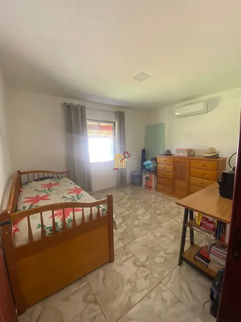 Casa de Condomínio com 2 quartos à venda, 420m2 em Cabo Frio - RJ - imagem 4 Foto 4 de Casa de Condomínio com 2 quartos à venda, 420m2 em Cabo Frio - RJ