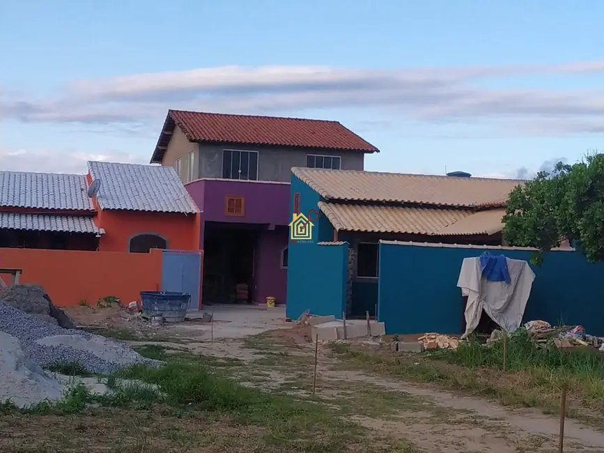 Foto 6 de Casa com 1 quarto à venda, 40m2 em Cabo Frio - RJ