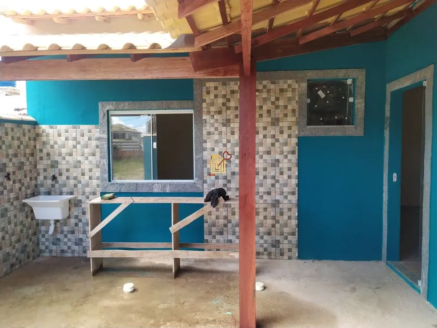 Foto 5 de Casa com 1 quarto à venda, 40m2 em Cabo Frio - RJ
