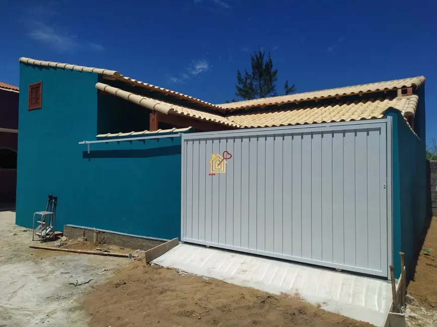 Foto 1 de Casa com 1 quarto à venda, 40m2 em Cabo Frio - RJ