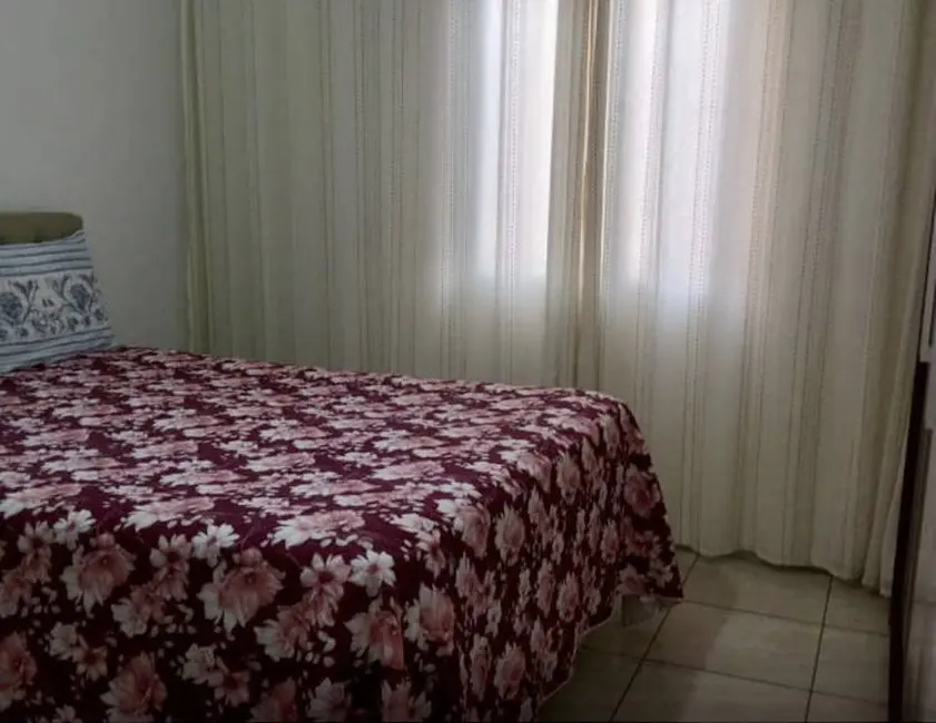 Casa com 3 quartos à venda, 150m2 em Veloso, Osasco - SP - imagem 5 Foto 5 de Casa com 3 quartos à venda, 150m2 em Veloso, Osasco - SP