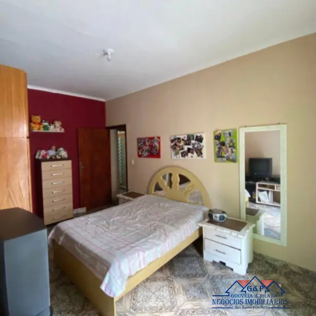 Sobrado com 3 quartos à venda, 240m2 em Santa Maria, Osasco - SP - imagem 6 Foto 6 de Sobrado com 3 quartos à venda, 240m2 em Santa Maria, Osasco - SP