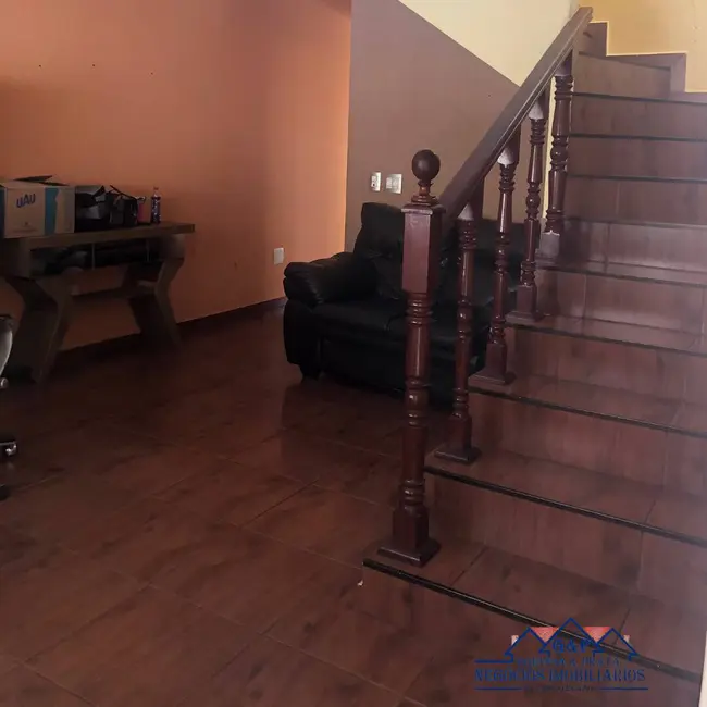 Sobrado com 3 quartos à venda, 121m2 em Bandeiras, Osasco - SP - imagem 8 Foto 8 de Sobrado com 3 quartos à venda, 121m2 em Bandeiras, Osasco - SP