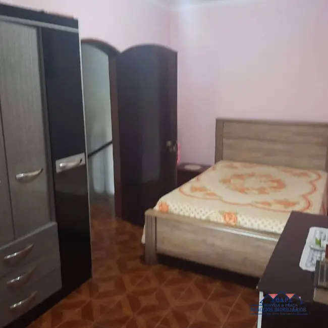 Foto 6 de Casa com 2 quartos à venda, 304m2 em Jardim Tonato, Carapicuiba - SP