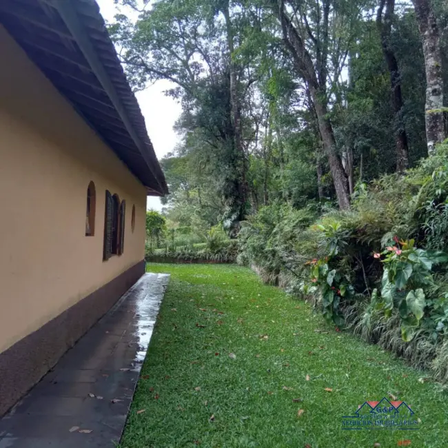 Chácara com 3 quartos à venda, 3240m2 em Mairinque - SP - imagem 9 Foto 9 de Chácara com 3 quartos à venda, 3240m2 em Mairinque - SP