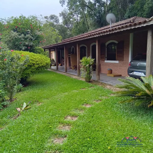 Chácara com 3 quartos à venda, 3240m2 em Mairinque - SP - imagem 1 Foto 1 de Chácara com 3 quartos à venda, 3240m2 em Mairinque - SP