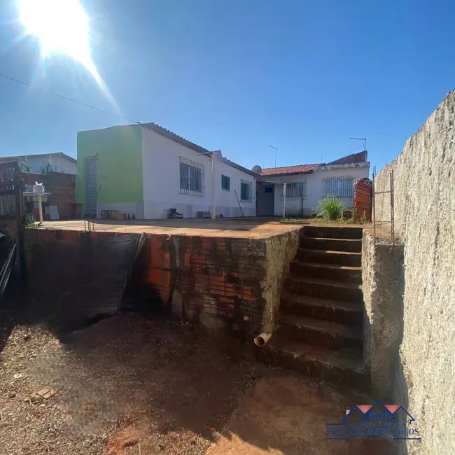 Foto 6 de Casa com 2 quartos à venda, 250m2 em Residencial Astória, Tatui - SP