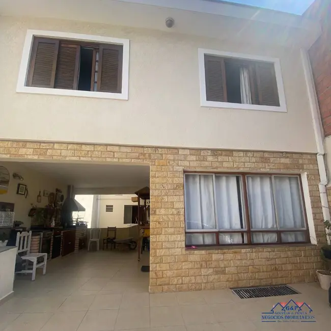 Foto 4 de Casa com 3 quartos à venda, 250m2 em Bandeiras, Osasco - SP