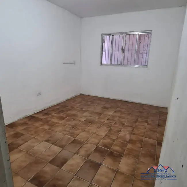 Casa com 2 quartos para alugar em Padroeira, Osasco - SP - imagem 5 Foto 5 de Casa com 2 quartos para alugar em Padroeira, Osasco - SP