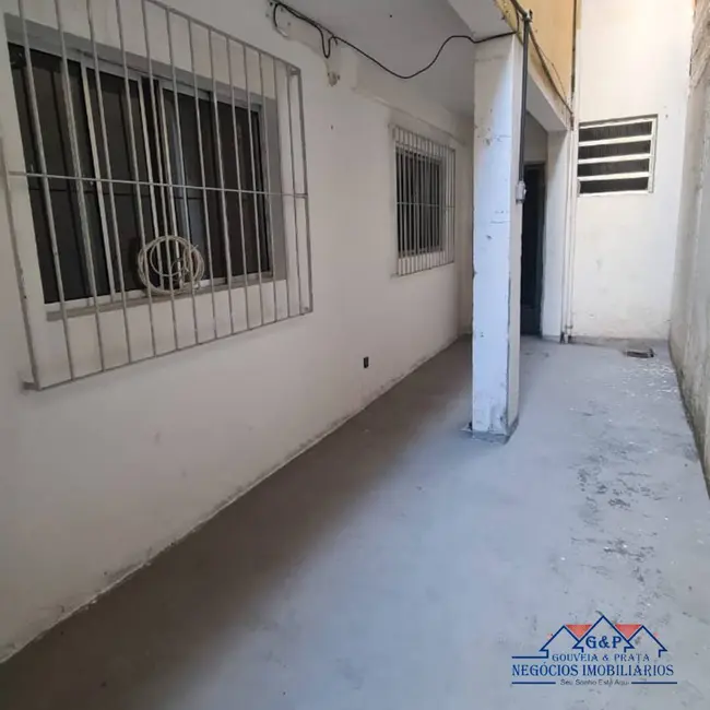 Casa com 2 quartos para alugar em Padroeira, Osasco - SP - imagem 7 Foto 7 de Casa com 2 quartos para alugar em Padroeira, Osasco - SP