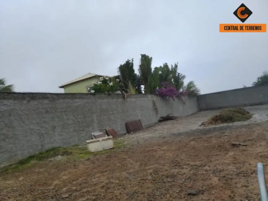 Foto 1 de Terreno / Lote à venda, 670m2 em Camacari - BA