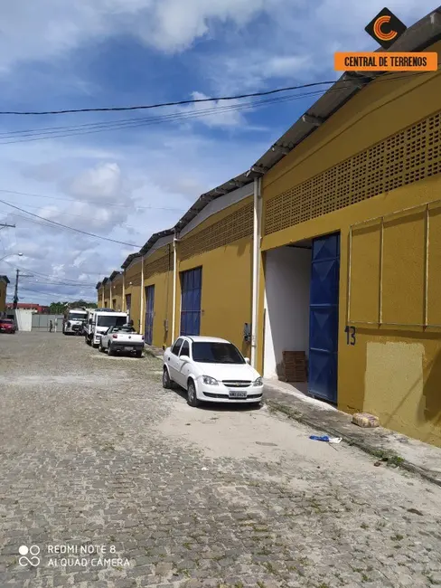 Armazém / Galpão à venda, 180m2 em Camacari - BA - imagem 3 Foto 3 de Armazém / Galpão à venda, 180m2 em Camacari - BA