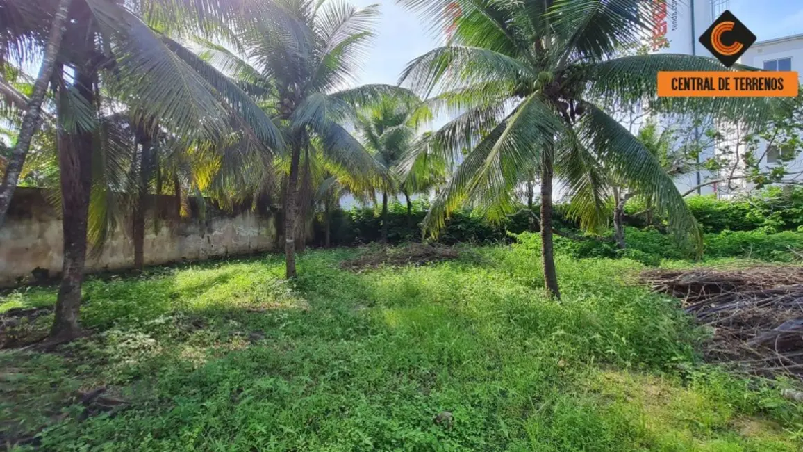 Foto 1 de Terreno / Lote à venda, 4300m2 em Camacari - BA