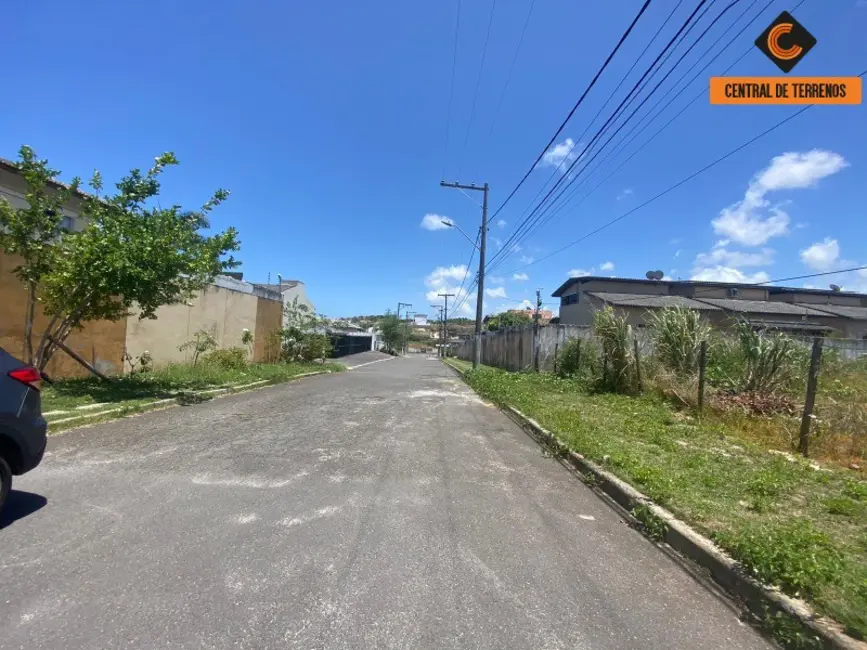 Terreno / Lote à venda, 2725m2 em Stella Maris, Salvador - BA - imagem 4 Foto 4 de Terreno / Lote à venda, 2725m2 em Stella Maris, Salvador - BA