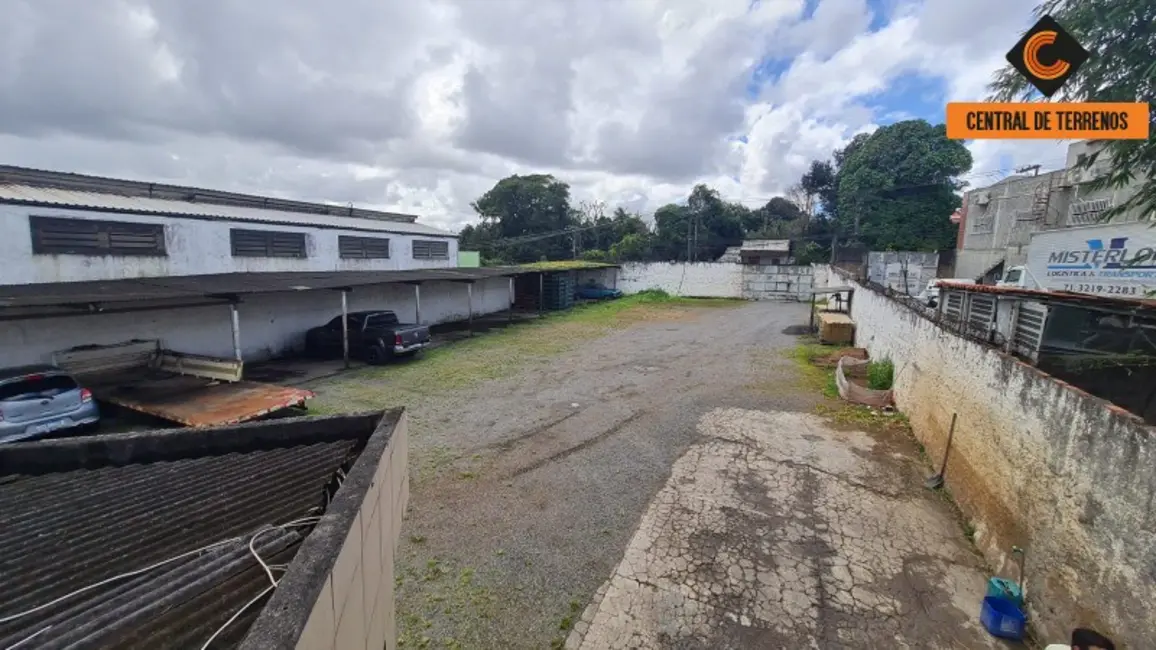 Foto 2 de Terreno / Lote à venda e para alugar, 1097m2 em Pirajá, Salvador - BA