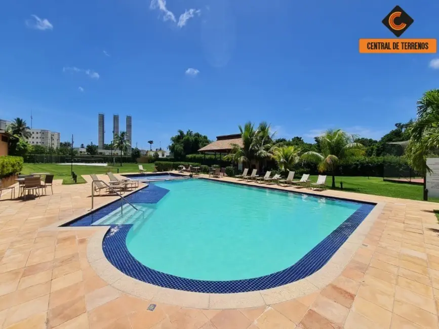 Foto 3 de Terreno / Lote à venda, 366m2 em Camacari - BA