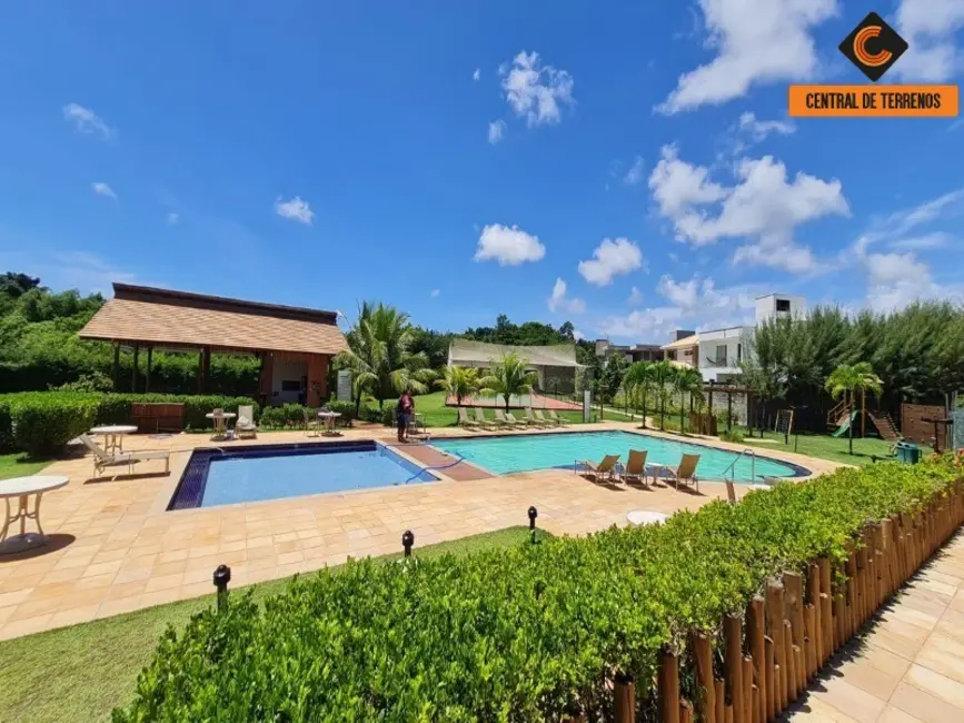 Foto 2 de Terreno / Lote à venda, 366m2 em Camacari - BA