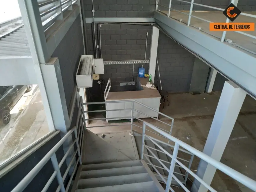 Armazém / Galpão para alugar, 370m2 em Caji, Lauro De Freitas - BA - imagem 5 Foto 5 de Armazém / Galpão para alugar, 370m2 em Caji, Lauro De Freitas - BA