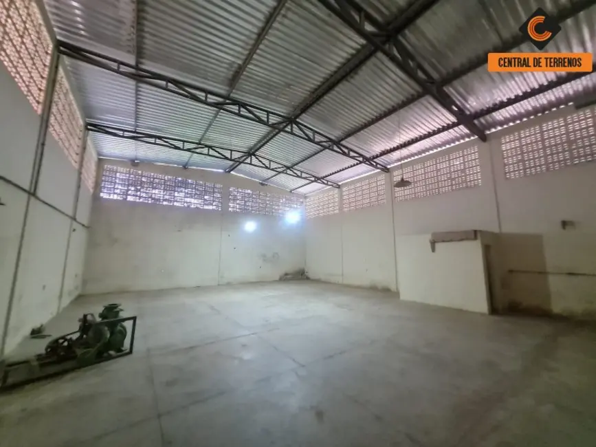 Foto 2 de Armazém / Galpão para alugar, 220m2 em Lauro De Freitas - BA