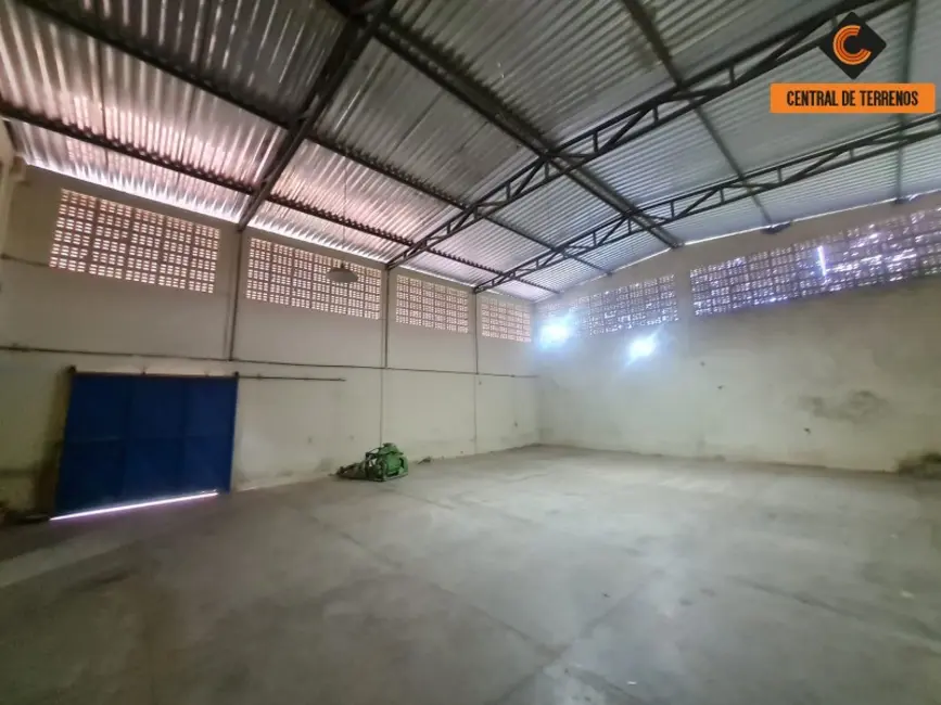 Armazém / Galpão para alugar, 220m2 em Lauro De Freitas - BA - imagem 3 Foto 3 de Armazém / Galpão para alugar, 220m2 em Lauro De Freitas - BA