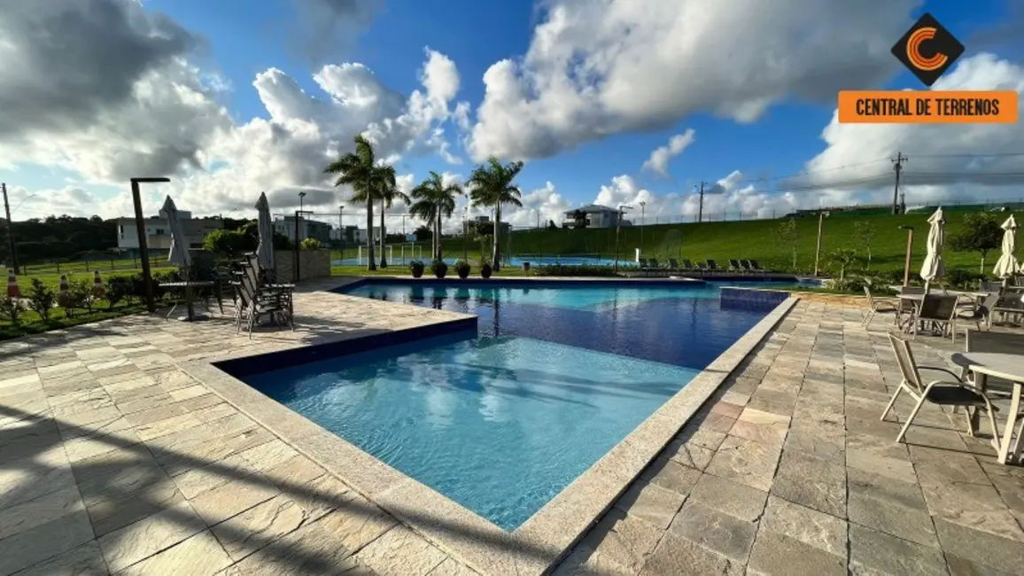 Foto 2 de Terreno / Lote à venda, 468m2 em Camacari - BA