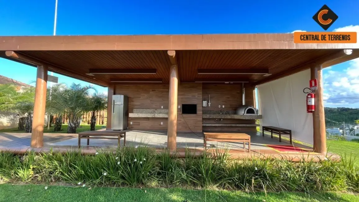 Foto 3 de Terreno / Lote à venda, 468m2 em Camacari - BA