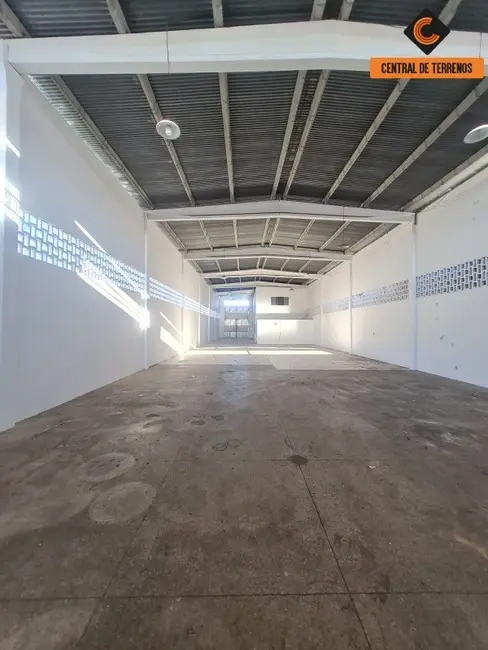 Armazém / Galpão para alugar, 900m2 em Lauro De Freitas - BA - imagem 3 Foto 3 de Armazém / Galpão para alugar, 900m2 em Lauro De Freitas - BA