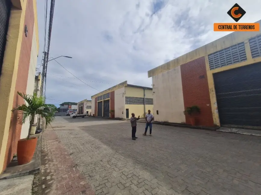 Foto 1 de Armazém / Galpão para alugar, 363m2 em Cassange, Salvador - BA