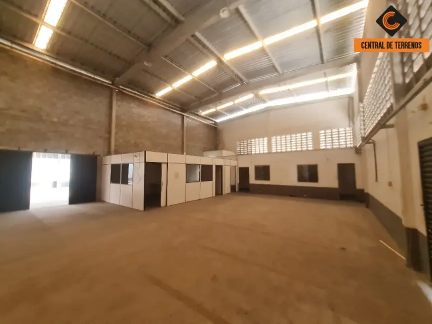 Foto 9 de Armazém / Galpão para alugar, 363m2 em Cassange, Salvador - BA