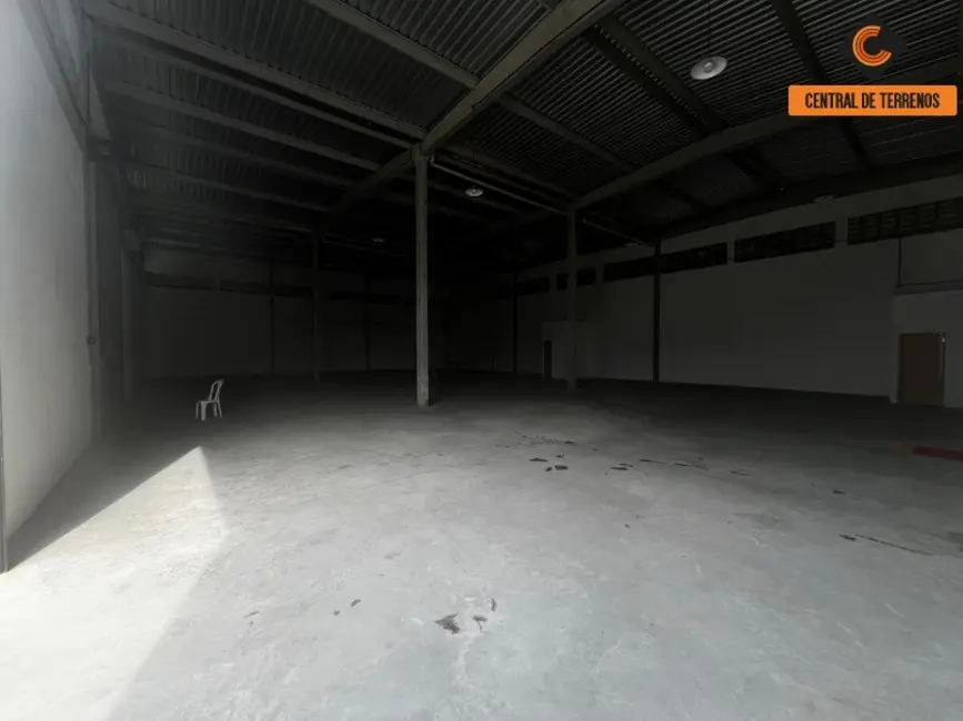 Foto 6 de Armazém / Galpão para alugar, 200m2 em Lauro De Freitas - BA