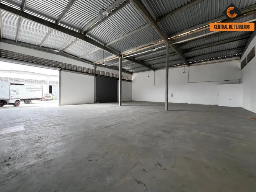 Foto 5 de Armazém / Galpão para alugar, 200m2 em Lauro De Freitas - BA
