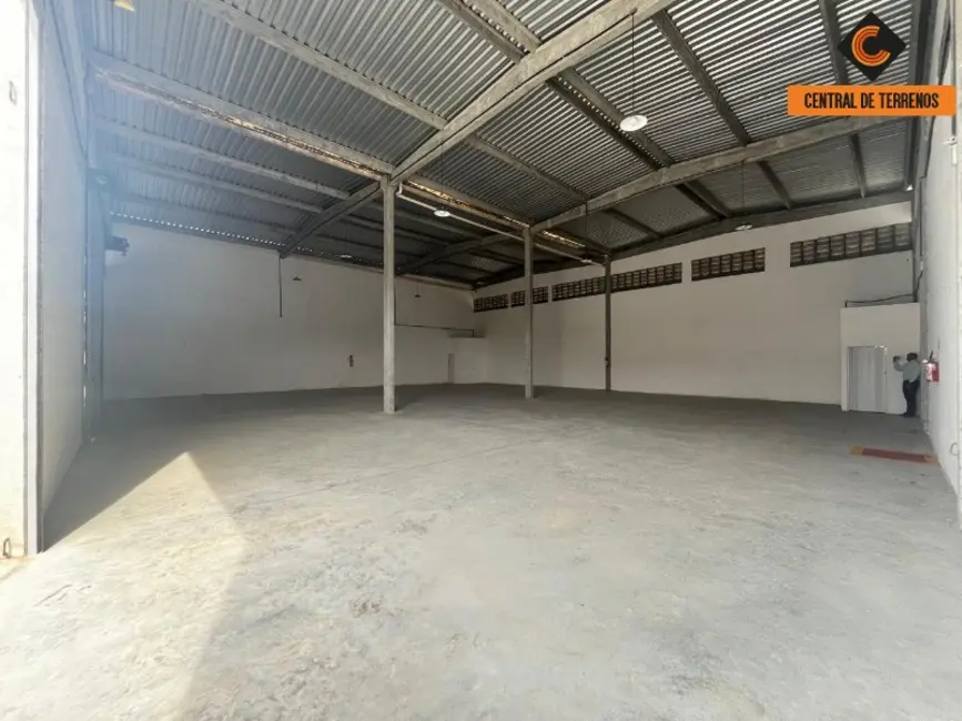 Foto 4 de Armazém / Galpão para alugar, 200m2 em Lauro De Freitas - BA