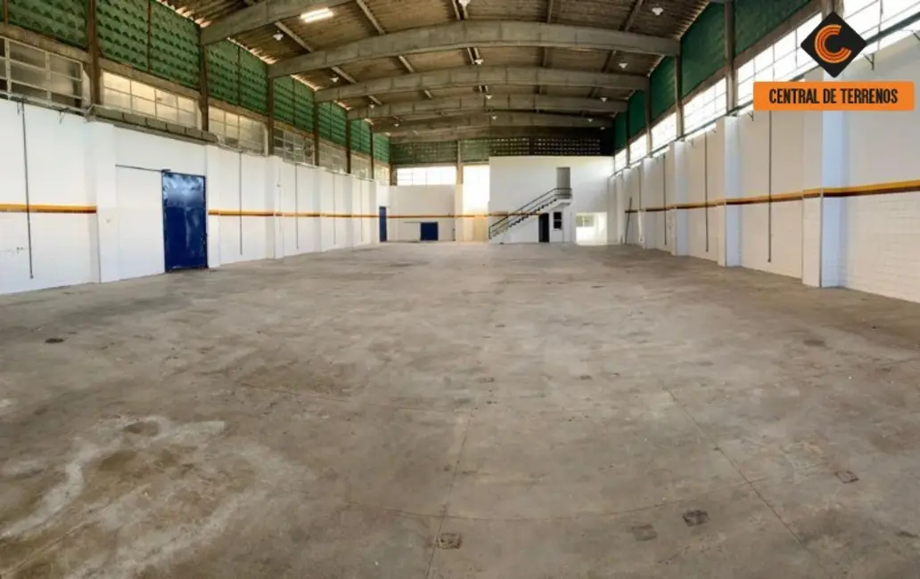 Foto 1 de Armazém / Galpão para alugar, 2000m2 em Pirajá, Salvador - BA
