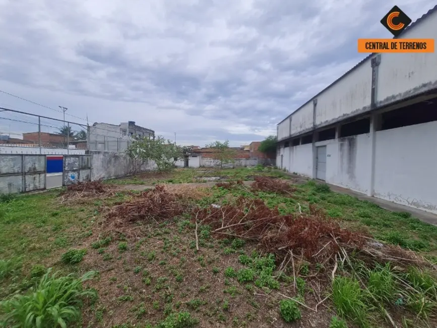Armazém / Galpão à venda e para alugar, 300m2 em Itinga, Lauro De Freitas - BA - imagem 7 Foto 7 de Armazém / Galpão à venda e para alugar, 300m2 em Itinga, Lauro De Freitas - BA