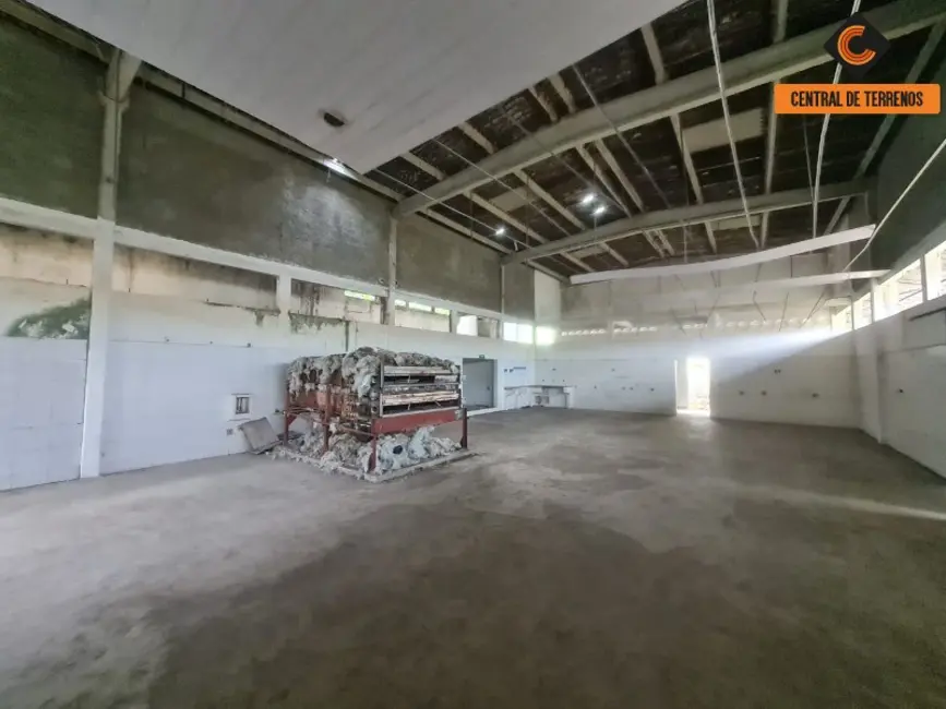 Foto 2 de Armazém / Galpão à venda e para alugar, 300m2 em Itinga, Lauro De Freitas - BA