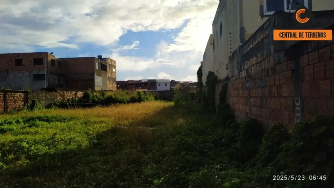 Foto 4 de Terreno / Lote à venda, 1150m2 em Camacari - BA