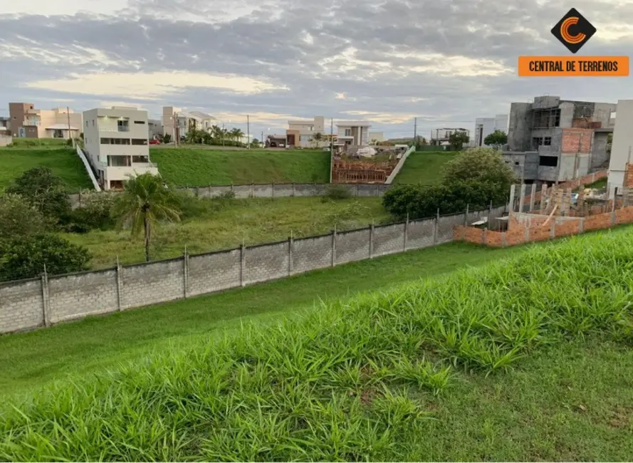 Foto 1 de Terreno / Lote à venda, 385m2 em Camacari - BA