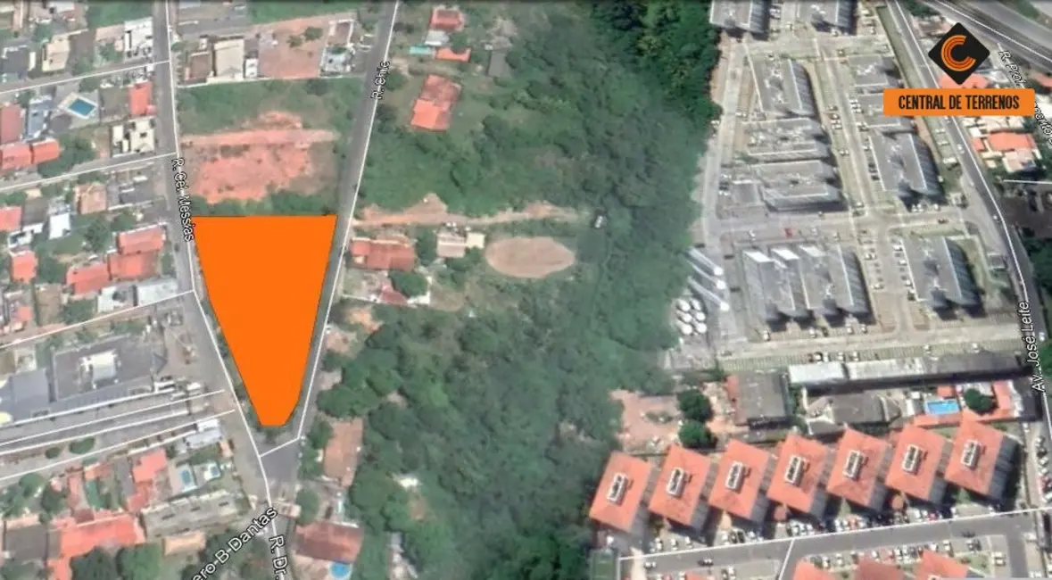 Foto 1 de Terreno / Lote à venda, 3800m2 em Lauro De Freitas - BA