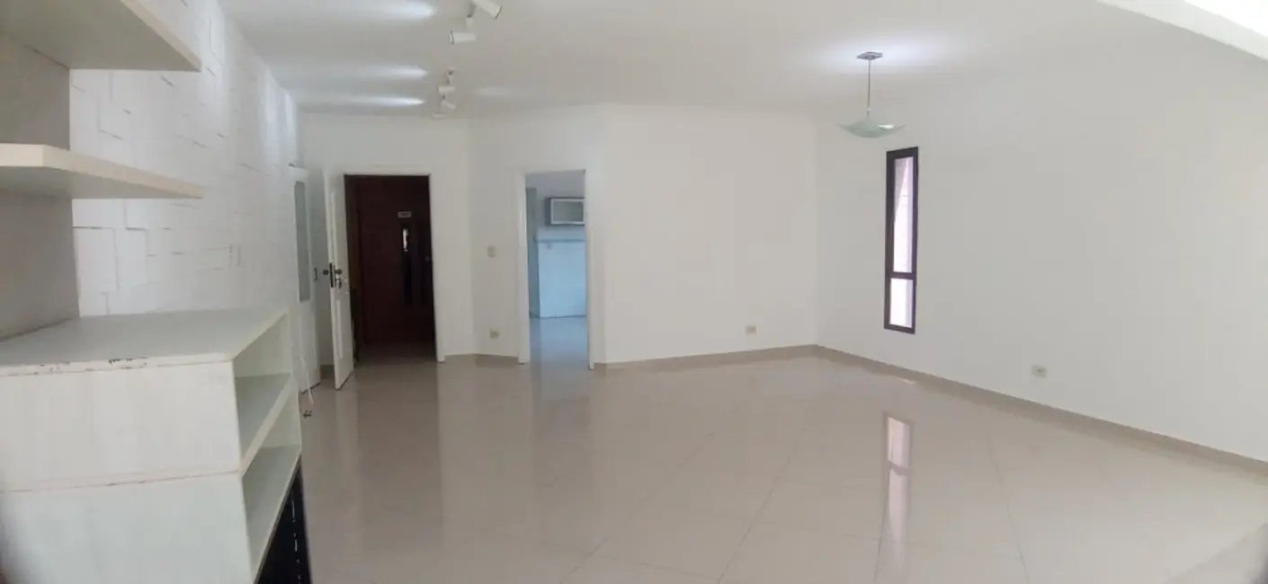 Apartamento com 3 quartos para alugar, 150m2 em Embaré, Santos - SP - imagem 3 Foto 3 de Apartamento com 3 quartos para alugar, 150m2 em Embaré, Santos - SP
