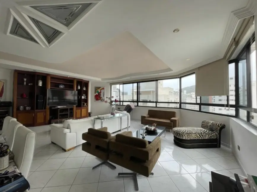 Foto 2 de Apartamento com 3 quartos à venda, 190m2 em Pitangueiras, Guaruja - SP