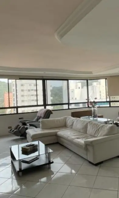 Foto 7 de Apartamento com 3 quartos à venda, 190m2 em Pitangueiras, Guaruja - SP