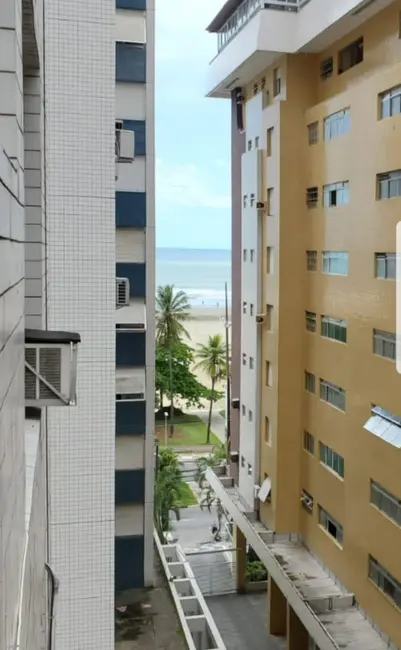 Apartamento com 1 quarto à venda, 46m2 em Gonzaga, Santos - SP - imagem 9 Foto 9 de Apartamento com 1 quarto à venda, 46m2 em Gonzaga, Santos - SP