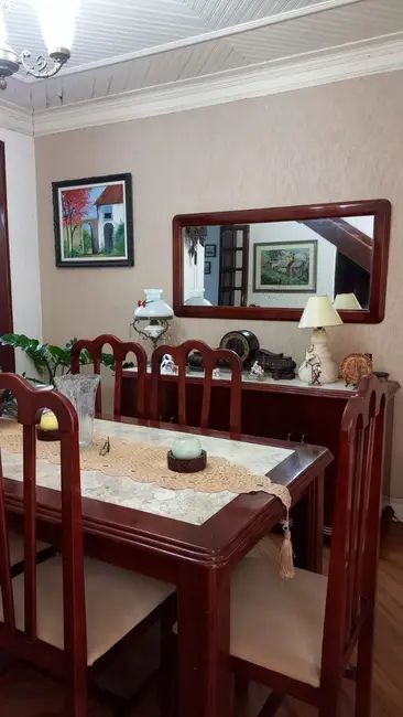 Casa com 3 quartos à venda, 110m2 em Gonzaga, Santos - SP - imagem 5 Foto 5 de Casa com 3 quartos à venda, 110m2 em Gonzaga, Santos - SP