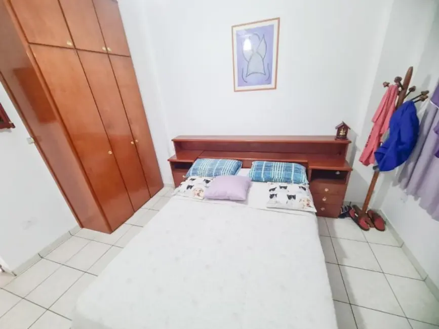 Apartamento com 2 quartos à venda, 80m2 em Guilhermina, Praia Grande - SP - imagem 3 Foto 3 de Apartamento com 2 quartos à venda, 80m2 em Guilhermina, Praia Grande - SP