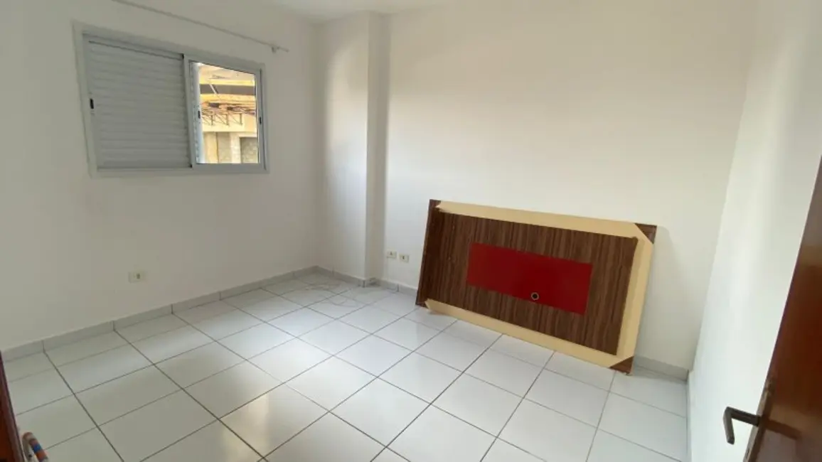 Foto 2 de Apartamento com 1 quarto à venda, 55m2 em Guilhermina, Praia Grande - SP