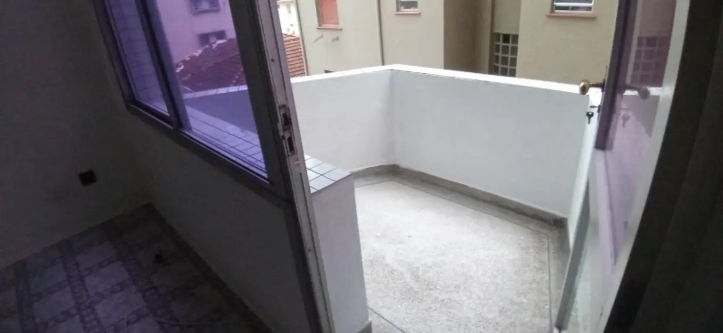 Apartamento com 2 quartos para alugar, 120m2 em Gonzaga, Santos - SP - imagem 9 Foto 9 de Apartamento com 2 quartos para alugar, 120m2 em Gonzaga, Santos - SP