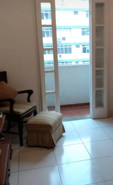 Foto 8 de Apartamento com 2 quartos à venda, 60m2 em Embaré, Santos - SP